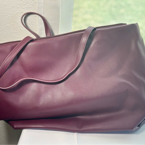 A New Day tote - Picture 2 of 8